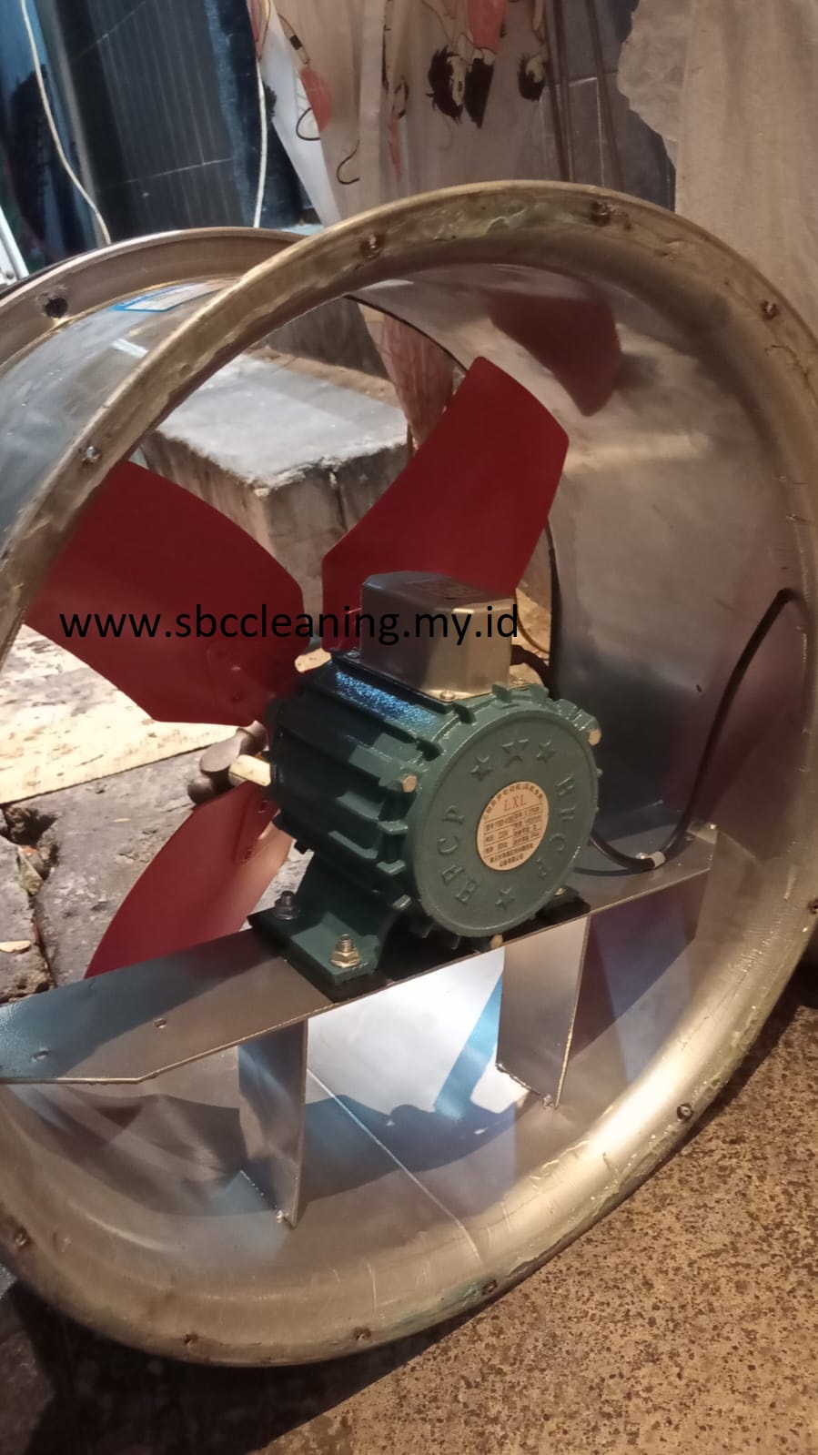 solusi Jasa Cleaning Pembersihan Ducting Exhaust | Kitchen Hood | Blower di Surabaya