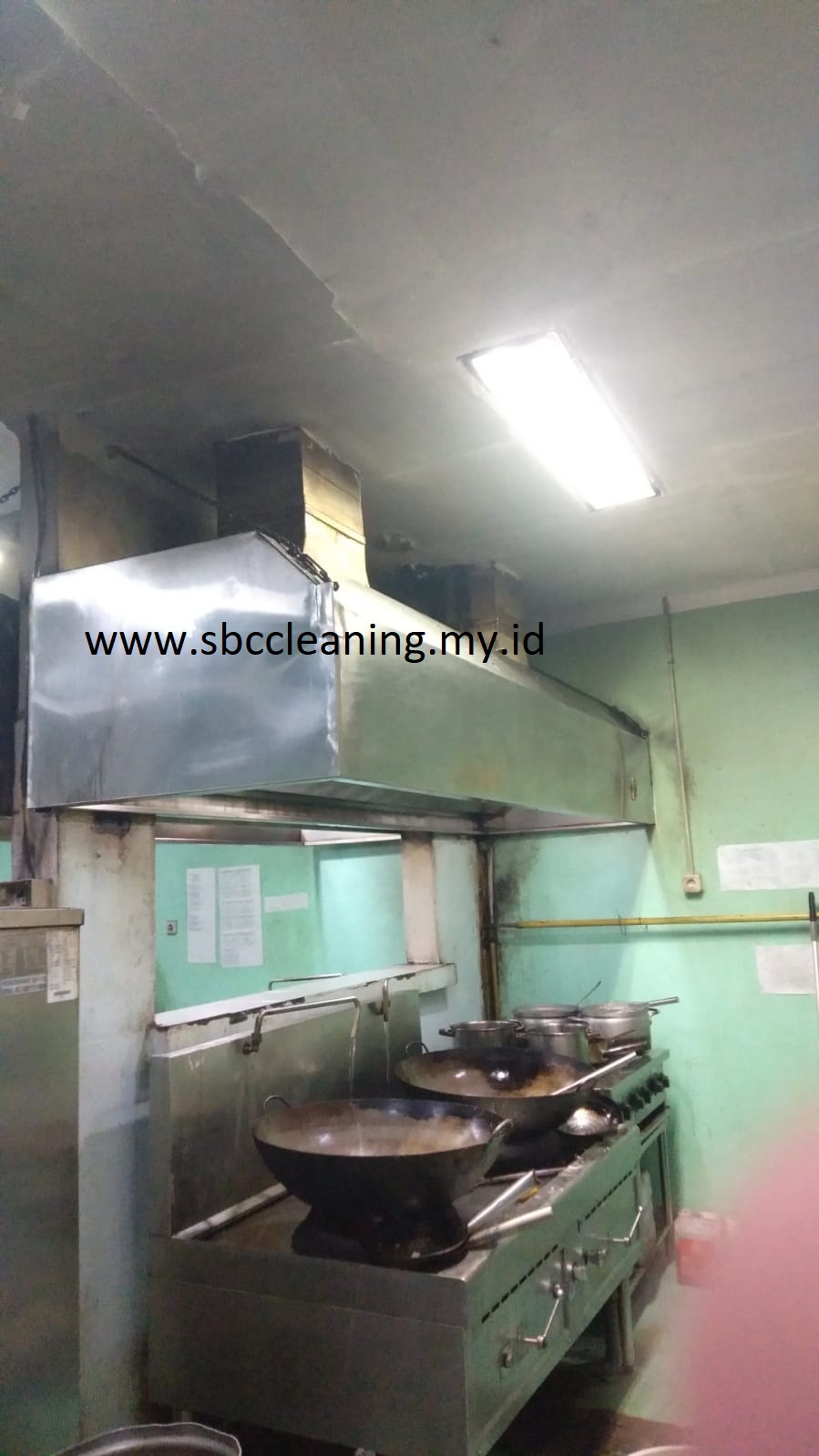 Jasa Cleaning Pembersihan Ducting Exhaust | Kitchen Hood | Blower di Surabaya , Sidoarjo , Gresik , Mojokerto